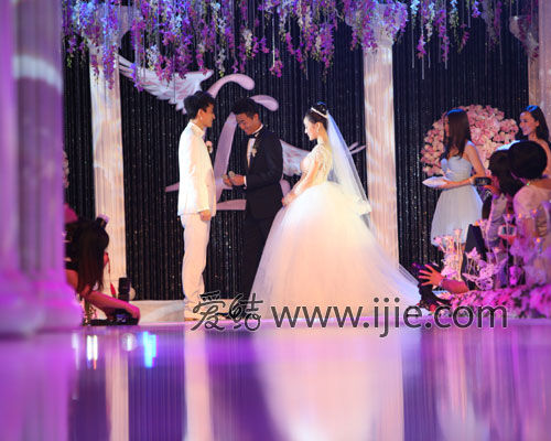 李小璐贾乃亮婚礼策划师专访:照亮心里的璐是