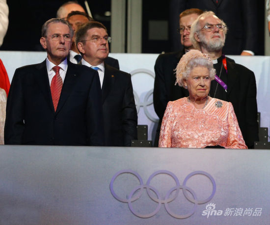 伊丽莎白女王和国际奥委会主席罗格