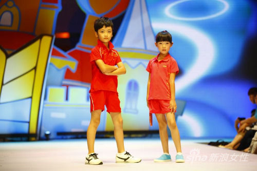 组图:李宁童装13春夏订货会暨新品发布会