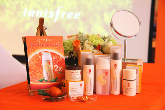 悦诗风吟生机蜜柑维C臻白系列新品分享会悦诗风吟innisfree小清新