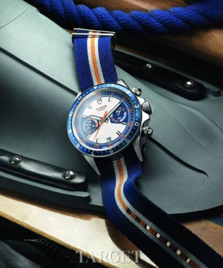 ۶¿Heritage Chrono Blue