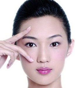 选对淡斑方法白皙不是童话:急功近利淡斑