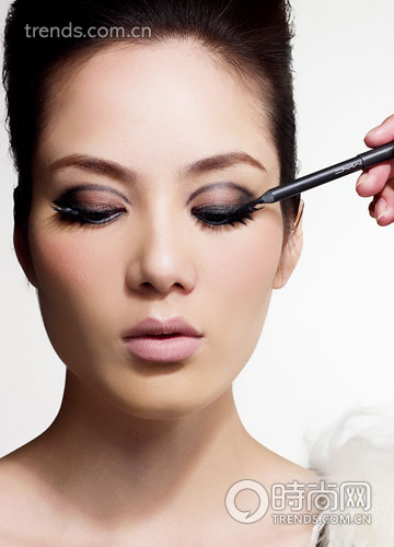 ���ͼƬ������һҳ