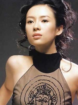 杏色饰底乳提亮眼神