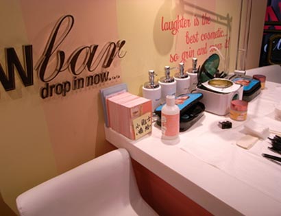 benifit眉吧蜜蜡修眉真人体验(组图) _新浪女性_新浪网