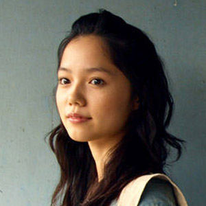 <em>发型</em>潮流 9大气质女星的无刘海<em>发型</em>(组图)(2)_