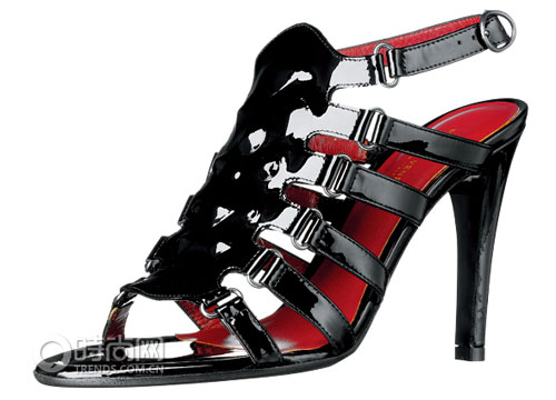 穿好正装 打败讨厌女主管