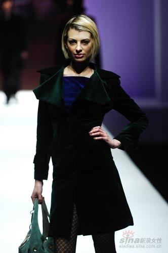 ���ͼƬ������һҳ