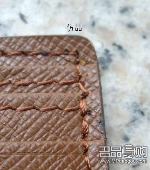 ����LV�������ַ��Ƶģ�������˫����Ƕ��Ƥ���ص�������ֻ��һ������