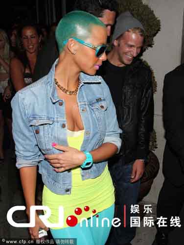 -˿(Amber Rose)Ĵҹ꣡ӫɫţҲܴŶ