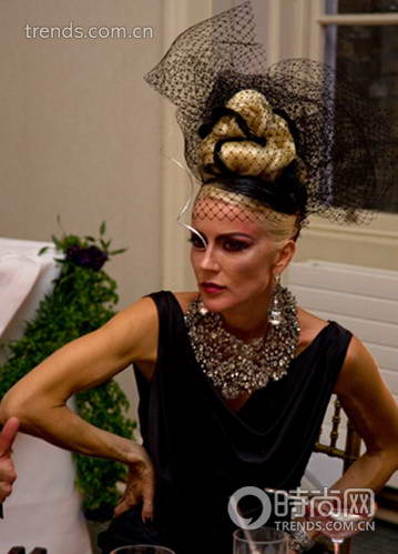 ܽ-˹(Daphne Guinness)