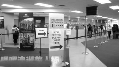 澳洲官员向中国女孩提出卖身换签证(图)
