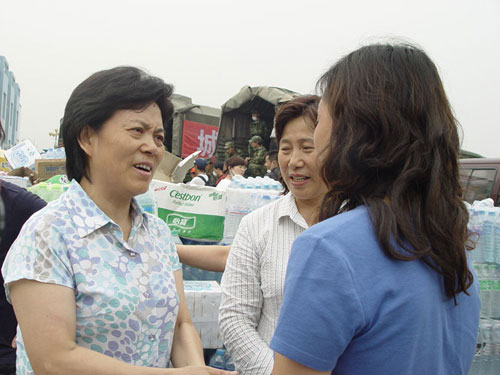 拯救灾后安全感 正文  新浪女性讯 5月17日下午,全国妇联副主席,书记