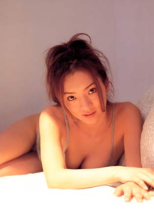 12个女人卧谈私密初夜性经历(组图)