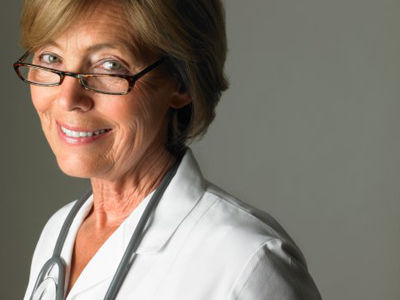 眼周皱纹看情绪变动 脸上皱纹透露身体健康_新浪女性_新浪网