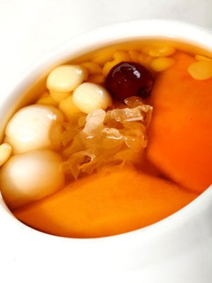 心火旺喝冰糖莲子汤