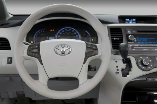 2011款丰田Sienna全球首发 明年2月上市