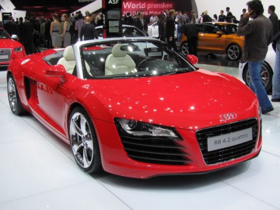 2011µR8 Spyder V8