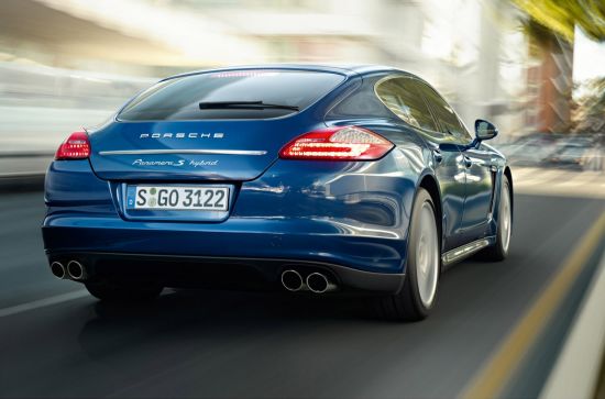 2012ʱPanamera S϶