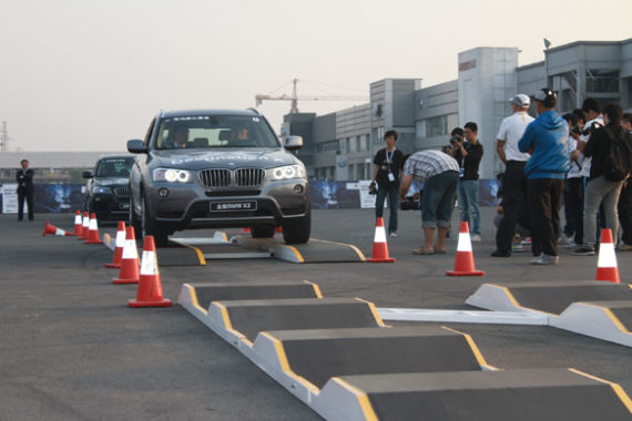 2011���BMW X֮�ó���ѡ�����ֳ�