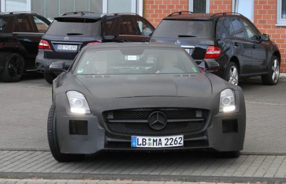 SLS AMGɫϵеع 2013