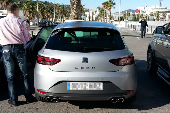 Seat Leon Cupra R Spy 04