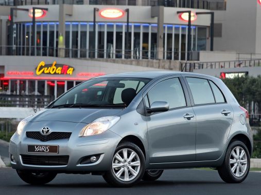 ڰ Toyota Yaris