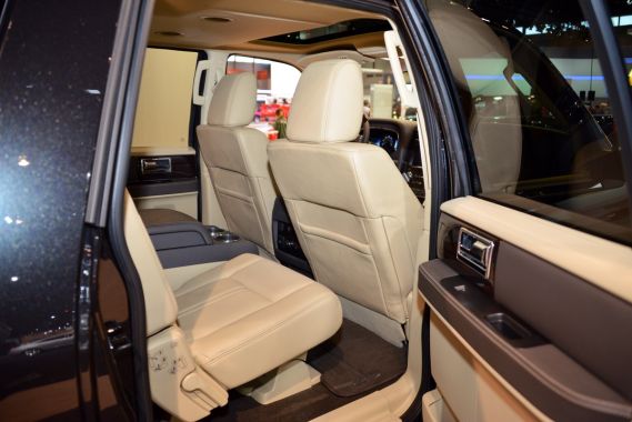 Lincoln Navigator 05