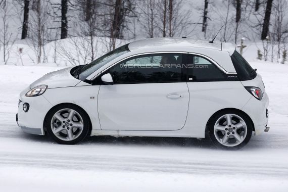 Opel Adam OPC Spy 02