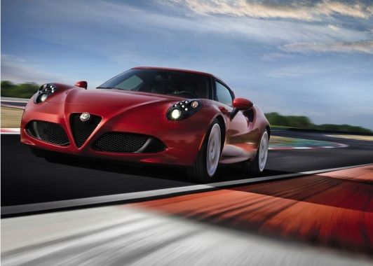 Alfa_Romeo-4C_2014