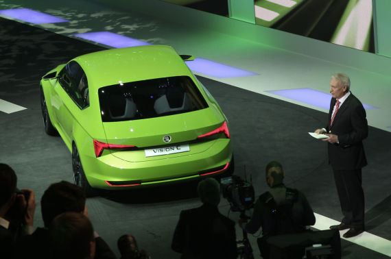 Skoda VisionC Concept Live 03