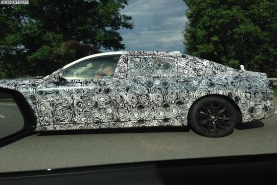 2015-BMW-7er-G12-Limousine-spied-4