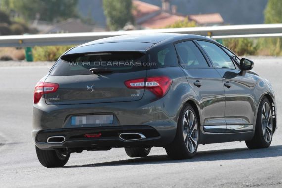 Citroen DS5 facelift Spy 06