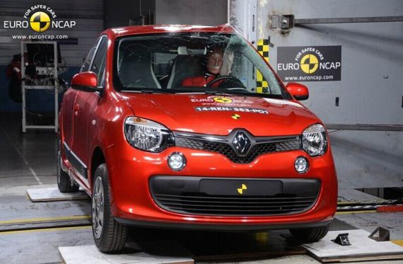 Renault Twingo EuroNCAP 03