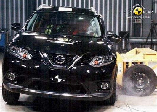 Nissan X-Trail EuroNCAP 01