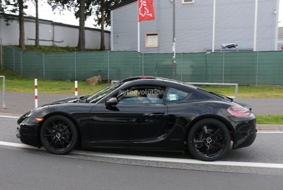porsche-cayman-facelift-spied-theres-a-flat-four-turbo-in-here_8