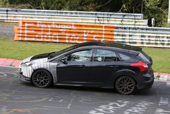 spyshots-2016-ford-focus-rs-spied-5