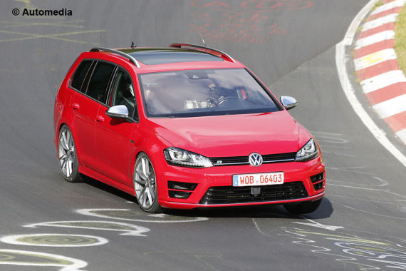 Volkswagen Golf R Variant Spy 02