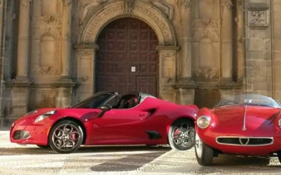 Alfa Romeo 4C Spider 02