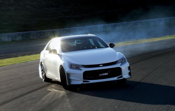 Toyota Mark X GRMN 03