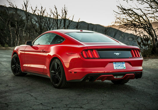 2015 Ford Mustang 04