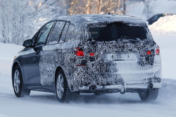 BMW 2-Series Active Tourer 7-Seat Spy 04