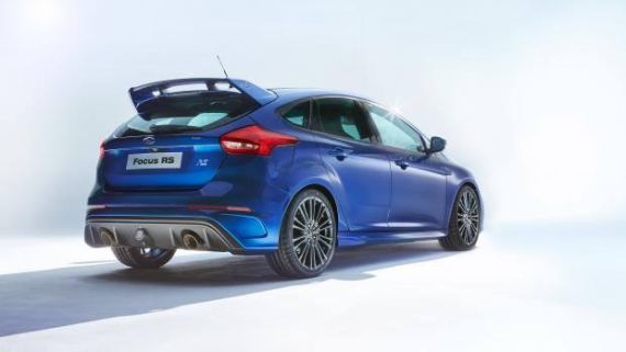 Ford Focus RS 02