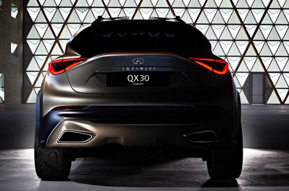 Infiniti QX30 02