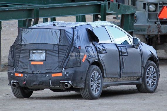 Cadillac XT5 Spy 04