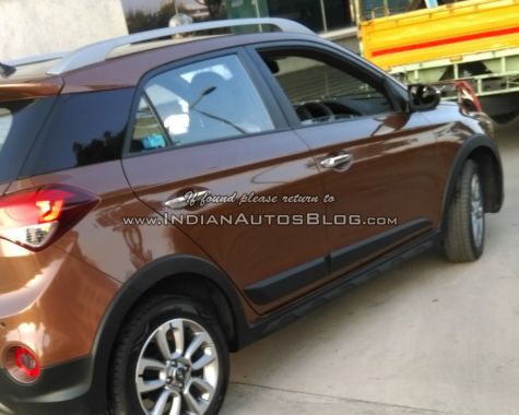 Hyundai-i20-Active-spied 04