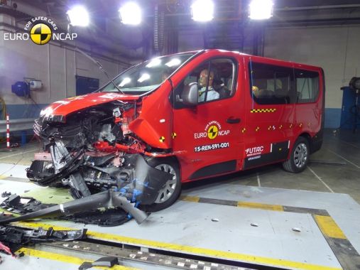 Renault Trafic EuroNCAP 03