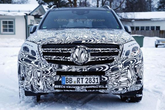 Mercedes-Benz GLS Spy 06