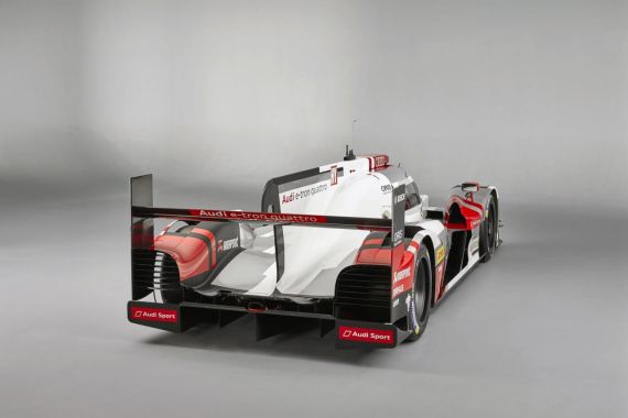 2015 µ R18 e-tron quattro_04