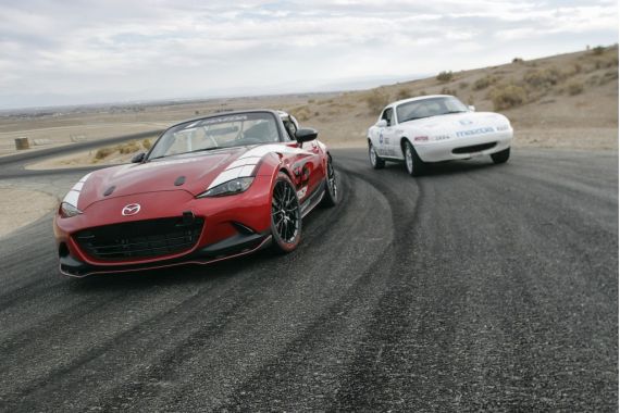 Mazda MX-5 Cup race car